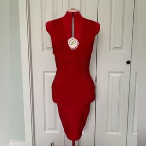 Red bodycon dress size M